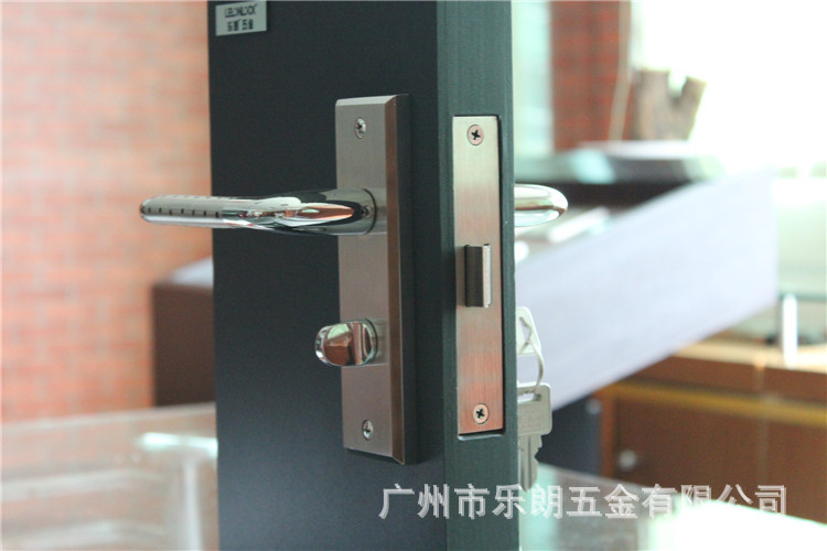 宅男网不锈钢面板房门锁